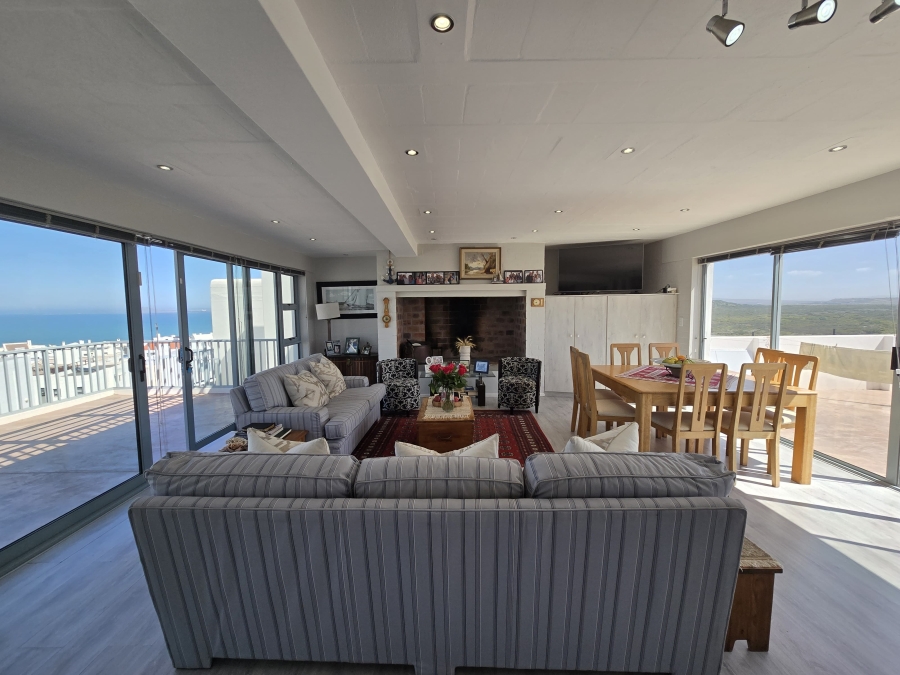 3 Bedroom Property for Sale in Paradise Beach Western Cape